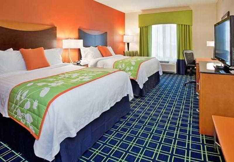 Fairfield Inn & Suites By Marriott Киърни Екстериор снимка