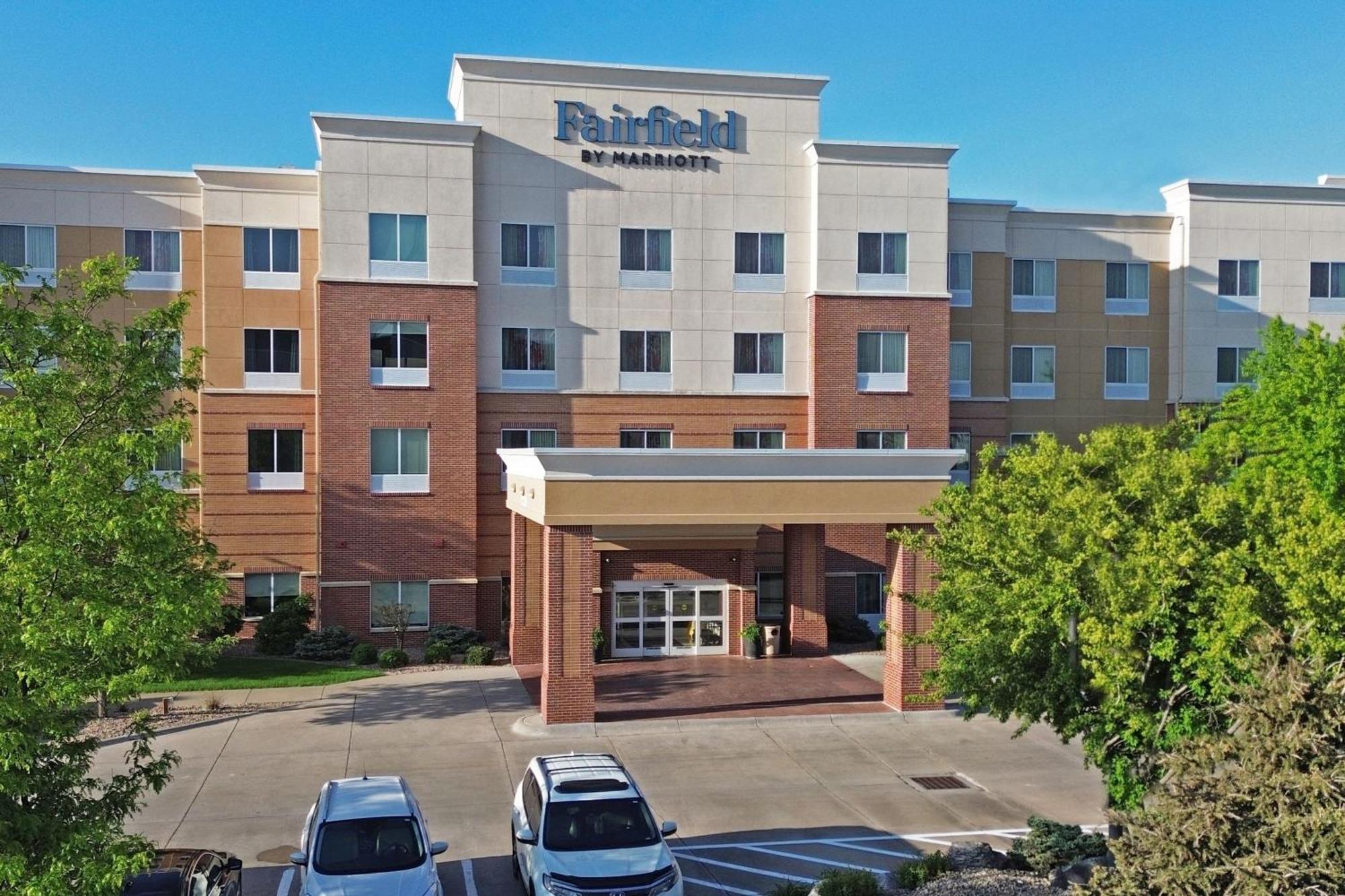 Fairfield Inn & Suites By Marriott Киърни Екстериор снимка
