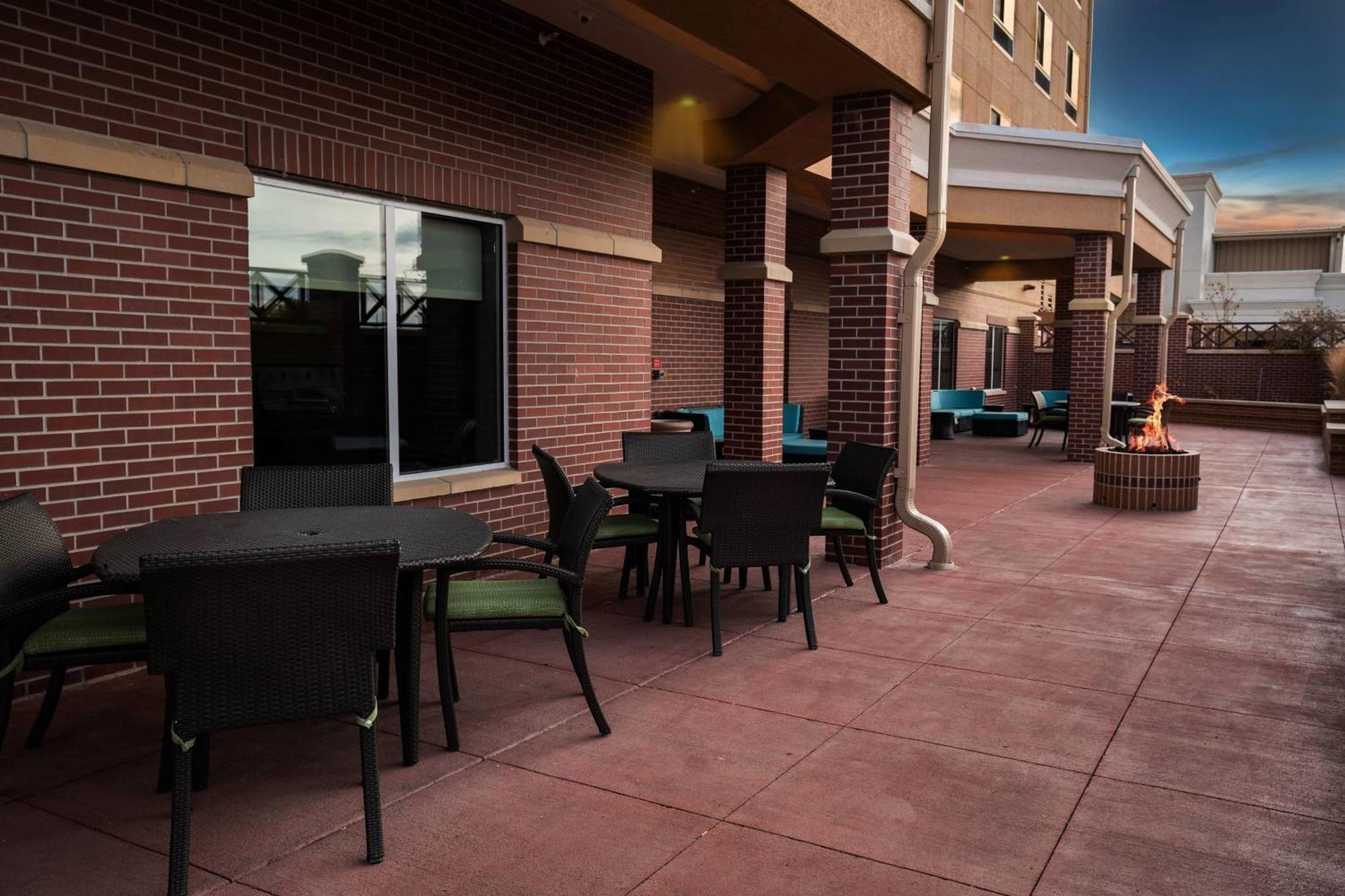 Fairfield Inn & Suites By Marriott Киърни Екстериор снимка